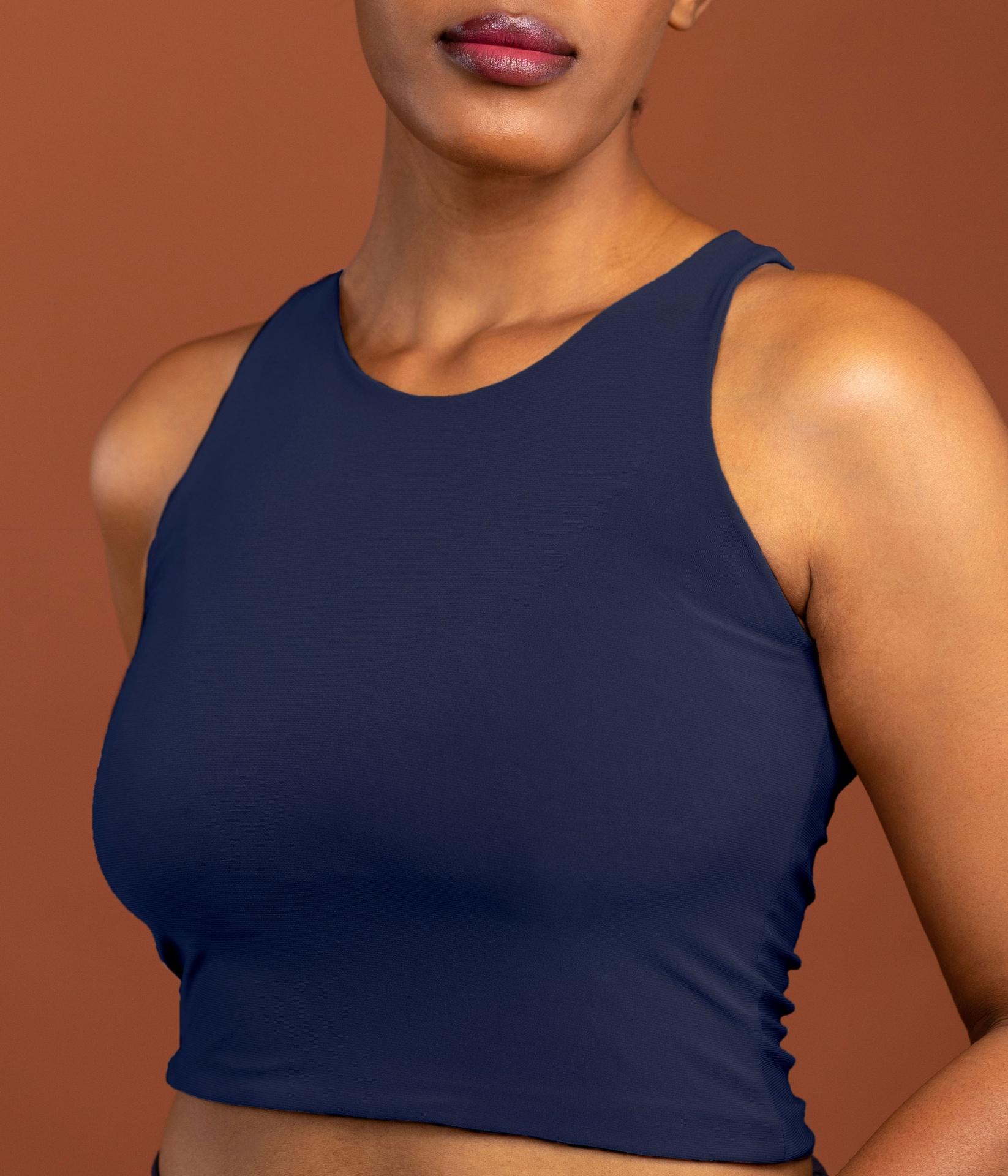 Basic Top High Neck in Unknown