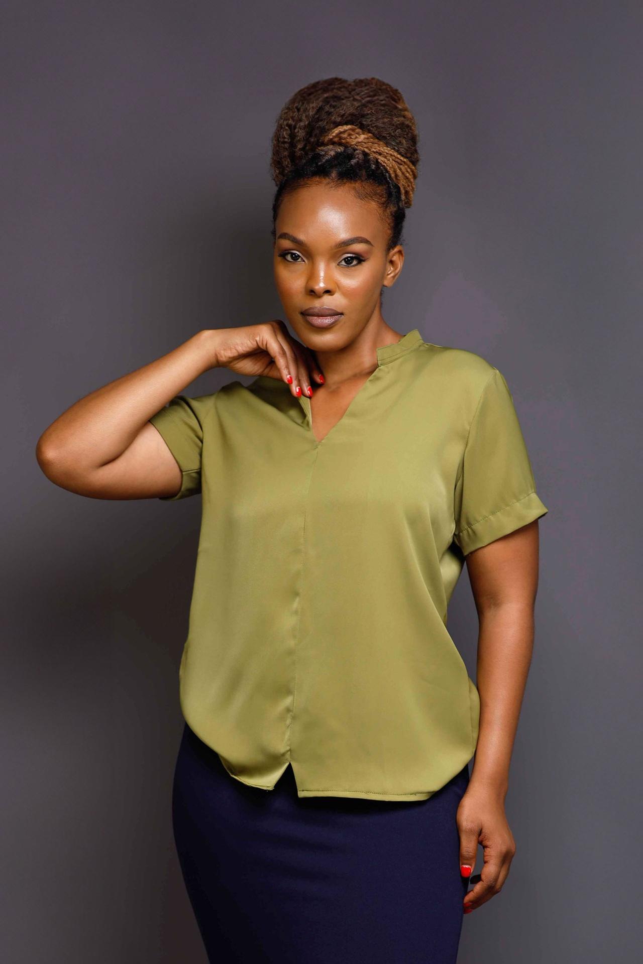 Office Mini Blouse in Unknown