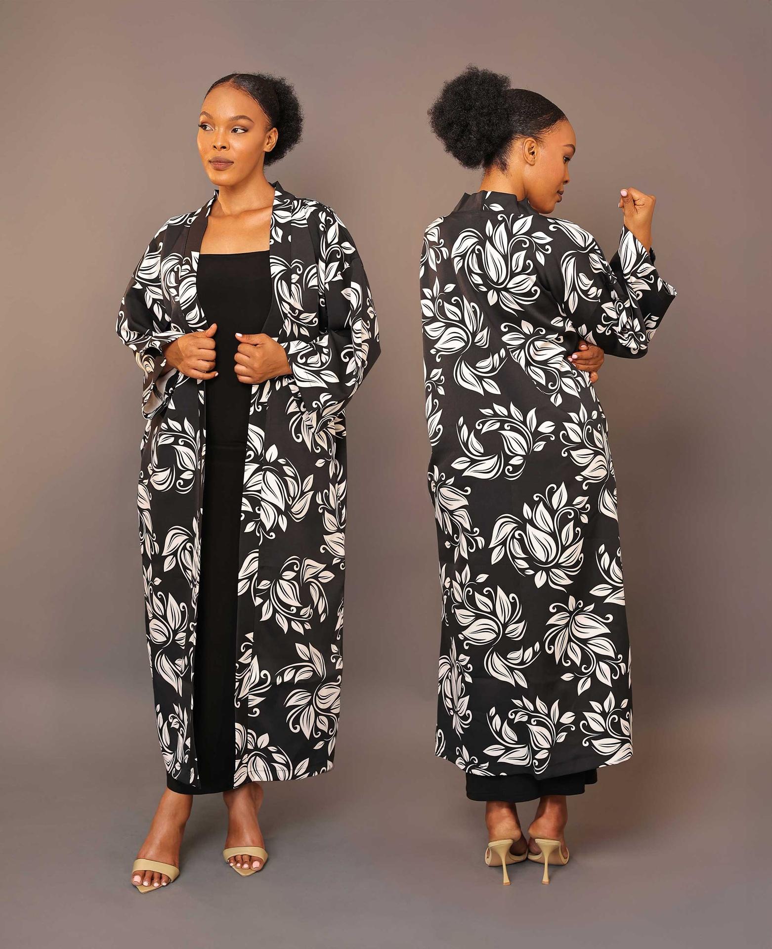 Kimono Pattern  PETRAL in Black