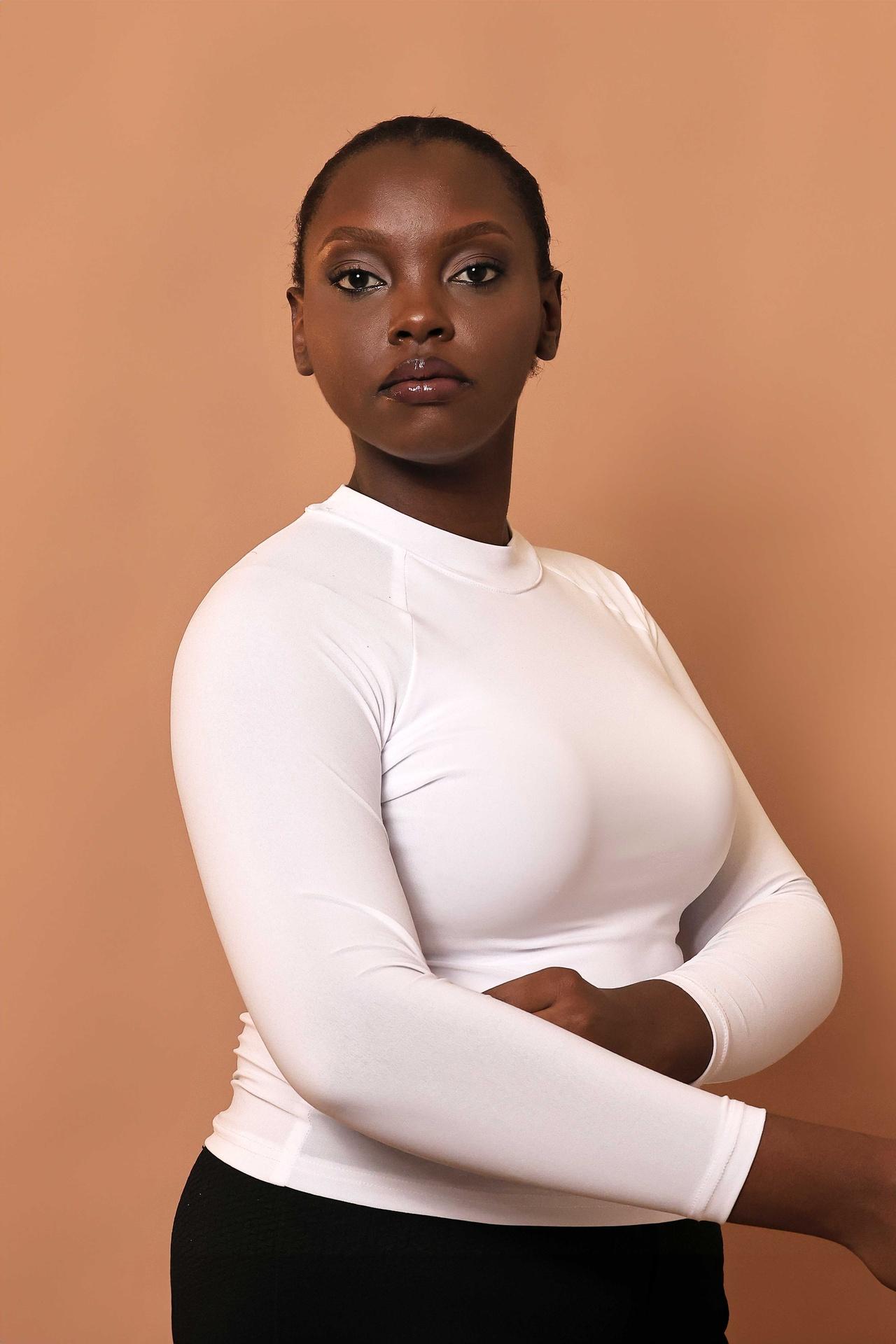 Long-Sleeve High-Neck Basic Top in Unknown